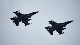 Jet F-16 Turki Intersepsi Pesawat Penyusup Rusia