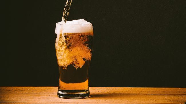 Ilustrasi Minuman Alkohol Beer