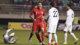 Hattrick Paolo Guerrero Bawa Peru ke Semifinal