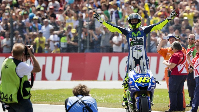 Valentino Rossi datang ke Sirkuit Assen bukan hanya sebagai juara bertahan GP Belanda. The Doctor juga datang sebagai pebalap tersukses di MotoGP Belanda.
