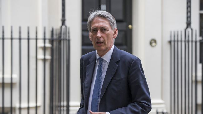 Parlemen Inggris Pertimbangkan Referendum Baru Brexit Menkeu Inggris, Philip Hammond, mengatakan parlemen Inggris sedang mempertimbangkan menggelar referendum baru soal Brexit.