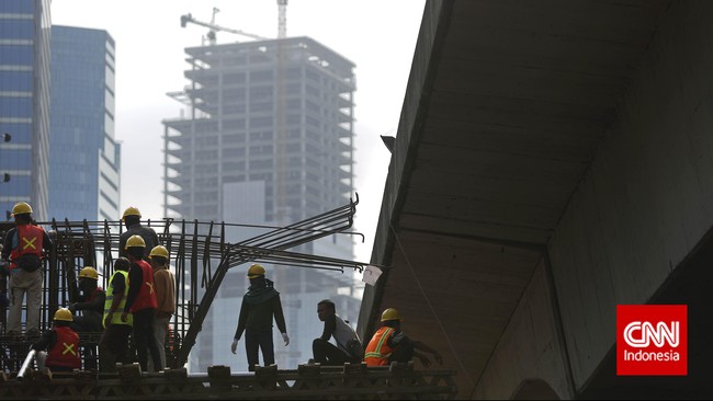 Manajemen Waskita Karya menyatakan pendapatan perseroan pada 2015 mencapai angka Rp14 triliun, atau naik 36,10 persen dari capaian tahun sebelumnya. 