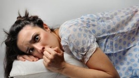 Kebiasaan Pengganggu Tidur yang Dilakukan Setelah Jam 9 Malam