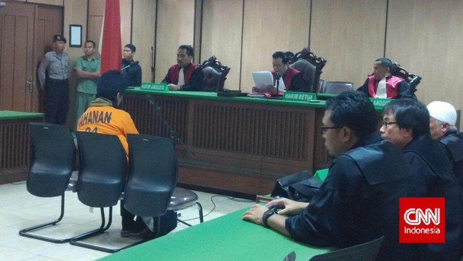 Menurut Achmad Michidan, hal itu didasarkan dari ketiadaan saksi yang mampu membuktikan dirinya terlibat dalam kasus pendanaan dan deklarasi.