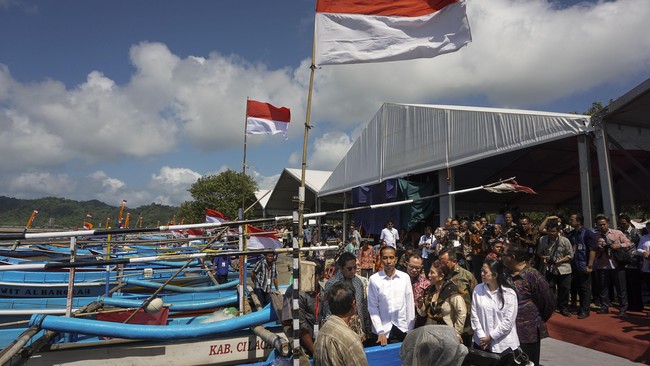 KKP memperkirakan sedikitnya dibutuhkan 5 ribu kapal angkut nelayan dengan kapasitas mulai dari 5 Gross Ton (GT), 500 GT, hingga 1.000 GT.