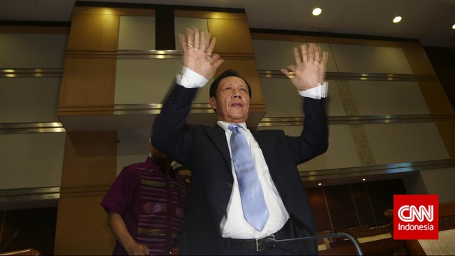 Kepala BIN Sutiyoso menilai ada yang daerah yang memang tidak ada saingan dalam pilkada serentak tahun ini.
