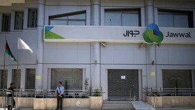 Hamas Tutup Satu-satunya Kantor Telepon Seluler di Gaza