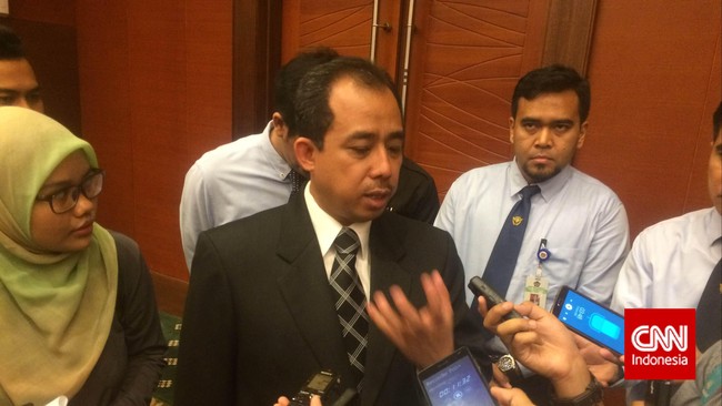 Setoran cukai sepanjang Kuartal I 2016 baru mencapai Rp 7,9 triliun, atau hanya 5,4 persen dari target dalam APBN tahun ini di angka Rp146,4 triliun.