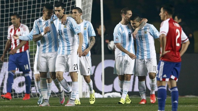 Argentina untuk kali pertama dalam 68 tahun mencetak enam gol atau lebih melawan Paraguay di pertandingan kompetitif. Terakhir terjadi pada Copa America 1947.