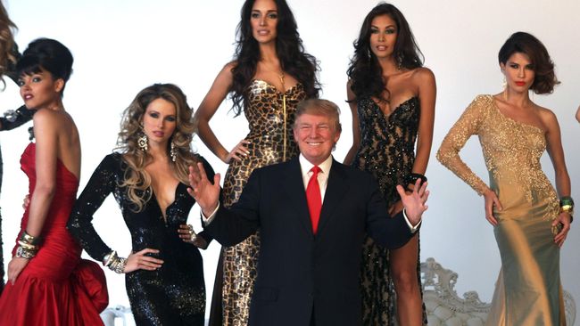 Kasus ucapan Donald Trump yang dianggap merendahkan imigran Meksiko berbuntut panjang.