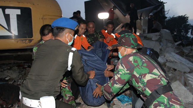 Kepala Pelaksana Harian Lanud Halim Perdana Kusuma, Mayor Dodo Agus Priyo, mengatakan posko rencananya beroperasi hingga pengurusan jenazah selesai. 