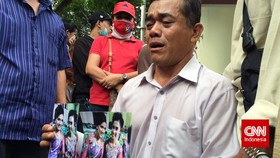 Hujan Air Mata di RS Adam Malik Medan
