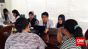 Keluarga Korban Sipil Hercules Protes Belum Bisa Bawa Jasad