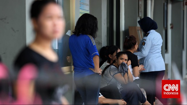 Paras tampan para calon terpaksa menjadi faktor penentu pilihan karena tidak ada kegiatan kampanye dilakukan cagub dan cawagub ke rumah tahanan.