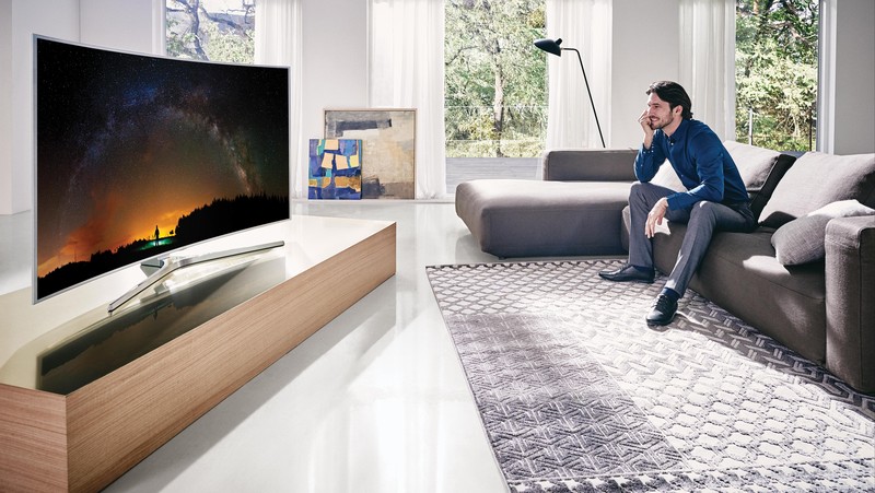 Bagi seorang penggemar film, tentunya TV merupakan salah satu perangkat elektronik yang sangat penting.