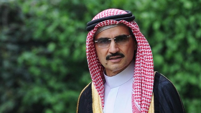Pangeran Alwaleed bin Talal, salah satu orang terkaya di muka bumi, mengecam pernyataan Trump yang akan melarang Muslim masuk Amerika Serikat.