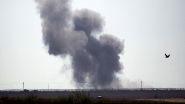 Enam tentara, empat di antaranya dari Amerika Serikat terluka dalam dua ledakan di timur laut Sinai akibat alat peledak yang aktif secara tiba-tiba,