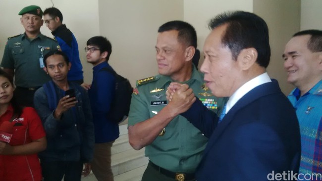 Seluruh persyaratan administrattif yang dibutuhkan disebut Jokowi sudah lengkap.