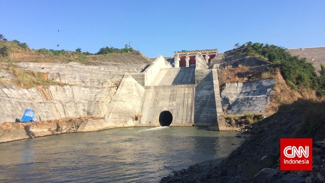 Proyek Bendungan Jatigede di Sumedang merupakan cerita yang belum terselesaikan, selama berpuluh tahun. CNN Indonesia mencoba mengurutkan permasalahan.