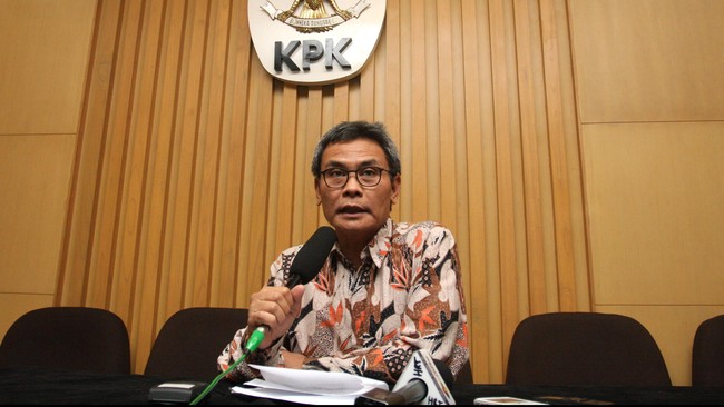 Tak ingin memicu polemik dengan lembaga hukum yang lain, Johan Budi pun berharap akan ada perbaikan dari segi komunikasi lembaga yang mungkin akan dipimpinnya.