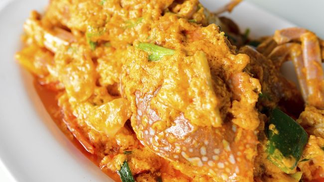 Kalau ingin yang spesial untuk berbuka puasa, Anda bisa mencicipi santapan yang istimewa berupa Kare Kepiting.