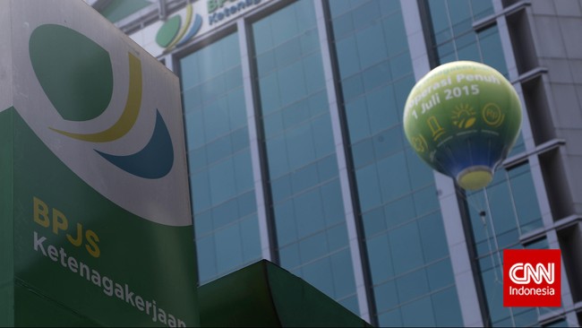 Jampidsus menerangkan pihaknya masih mendalami segala kemungkinan perbuatan melawan hukum, serta menunggu verifikasi dari BPK dan OJK.