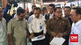 Komisi Perhubungan DPR: Larangan Beroperasi Gojek cs Telat