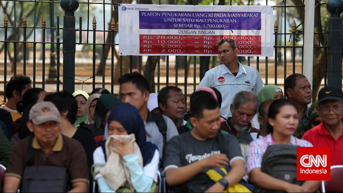 Melestarikan Budaya 'Salam Tempel' Lebaran