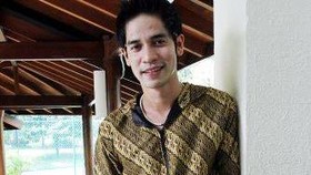 Lebaran Ricky Perdana: Angpau, Silaturahmi, dan Ziarah Makam