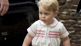 Koin 'George dan Naga', Suvenir Khusus Ultah Pangeran George
