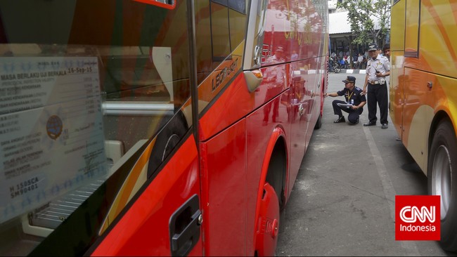 Jumlah pemudik di Terminal Kalideres, Jakarta Barat, pada H-2 Lebaran diperkirakan mengalami penurunan sebesar 30 persen.