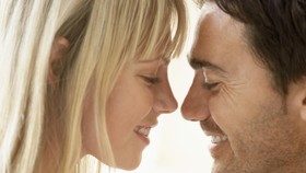 French Kiss, Faktor Utama Penyebab Kanker Leher dan Kepala