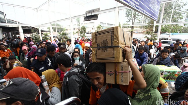 Pelaksanaan mudik bersama tahun ini dari Jakarta ke sejumlah daerah mencapai 1.750 unit dengan total pemudik mencapai 127.250 orang.