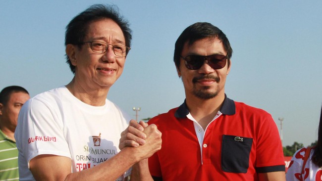 Petinju dunia Pacquiao yang juga anggota parlemen Filipina minta bantuan DPR untuk memfasilitasi keinginannya bertemu Jokowi. Pagi tadi dia bertemu Mary Jane.