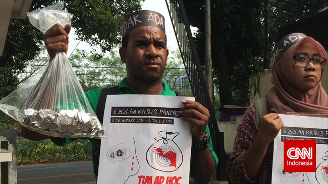 Jejak Kasus Paniai Berdarah 2014 hingga Disidangkan Hari Ini Jejak kasus Piniai berdarah yang menewaskan sejumlah pemuda pada 2014 telah melewati jalan terjal pencarian keadilan hingga sidang perdana digelar hari ini.