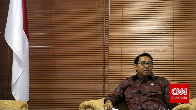 DPR masih berkeras jika gedung baru diperlukan dan menjamintidak akan memakan biaya lebih dari harga pesawat kepresidenan.