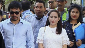 Bersama Chris John, Pacquiao Bicara Bahasa Indonesia