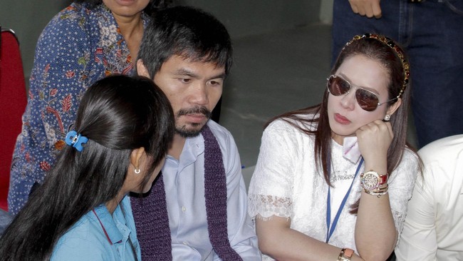 Petinju dunia yang juga anggota parlemen Filipina, Manny Pacquiao, mengunjungi Mary Jane, warga senegaranya yang jadi terpidana mati di Indonesia.