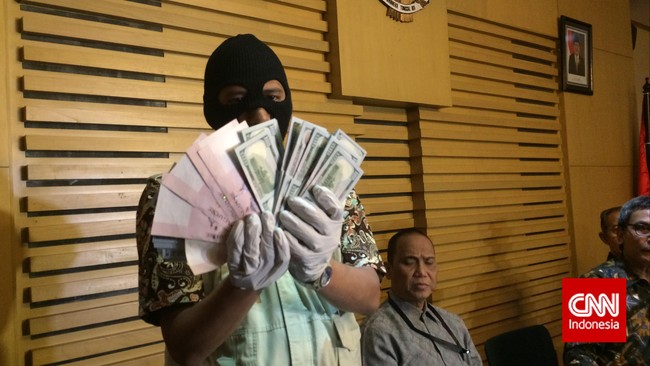 PKS meminta semua pihak mengedepankan asas praduga tak bersalah setelah Gubernur Sumut yang merupakan kader PKS dijadwalkan bersaksi untuk dugaan suap.