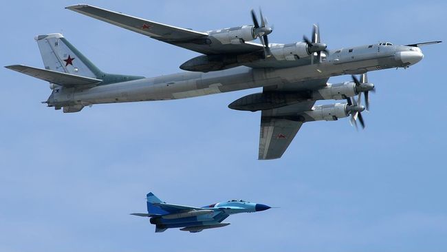 Rusia Klaim Lebih Unggul dari AS hingga Jet Tempur Iran Jatuh