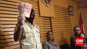 KPK Sita US$ 700 dari Rumah Dinas Panitera PTUN Medan