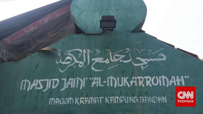 Masjid Kampung Bandan merupakan saksi bisu perjuangan para budak yang memberontak terhadap kaum penjajah.