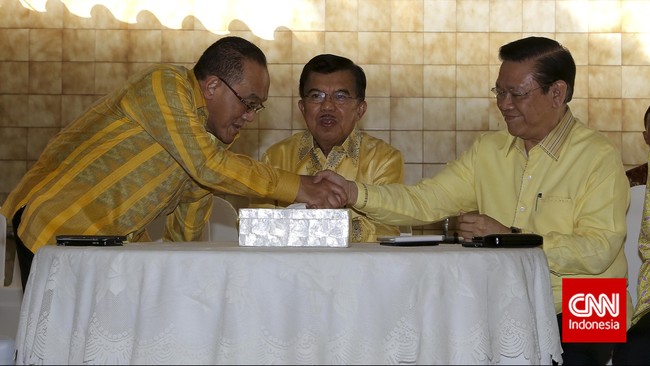 JK yakin perbedaan itu akan selesai dan kedua kubu akan kembali menggelar munas bersama untuk mengakomodir kedua kubu.