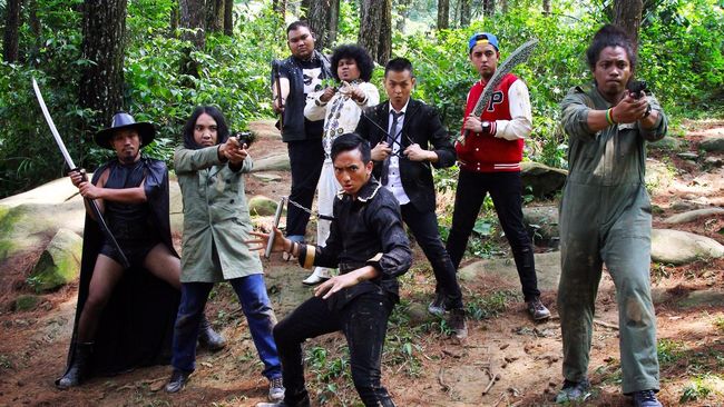 Penonton film Indonesia semakin mengalami penurunan. Empat film yang tayang di bioskop, pekan ini, belum menembus satu juta penonton.