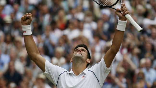 Hasil final Wimbledon 2014 kembali terulang ketika Novak Djokovic mampu mengatasi permainan Roger Federer di partai final yang berlangsung sengit.