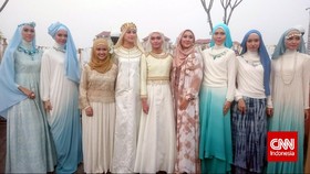 Busana Ramah Ibadah untuk Ramadan & Lebaran dari Dian Pelangi