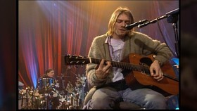 Jaket Bolong Kurt Cobain Terjual Seharga Rp1,9 Miliar