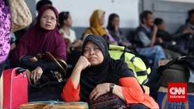 Ahok Minta Pemudik Bawa Banyak Keluarga ke Jakarta