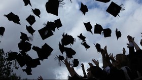Sudah Ditutup, Tiga Kampus di Tangsel Tetap Gelar Wisuda