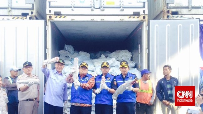 Komoditas hasil tambang tersebut rencananya akan diekspor ke tujuh negara antara lain Singapura, Hong Kong, India, Belanda, Taiwan, Korea Selatan, dan Thailand.